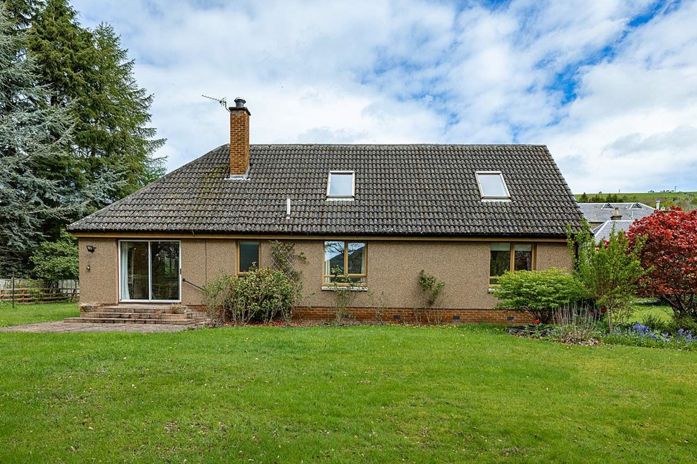 5 Bed Detached Villa in Gattonside Offers Over £550,000 Grianan