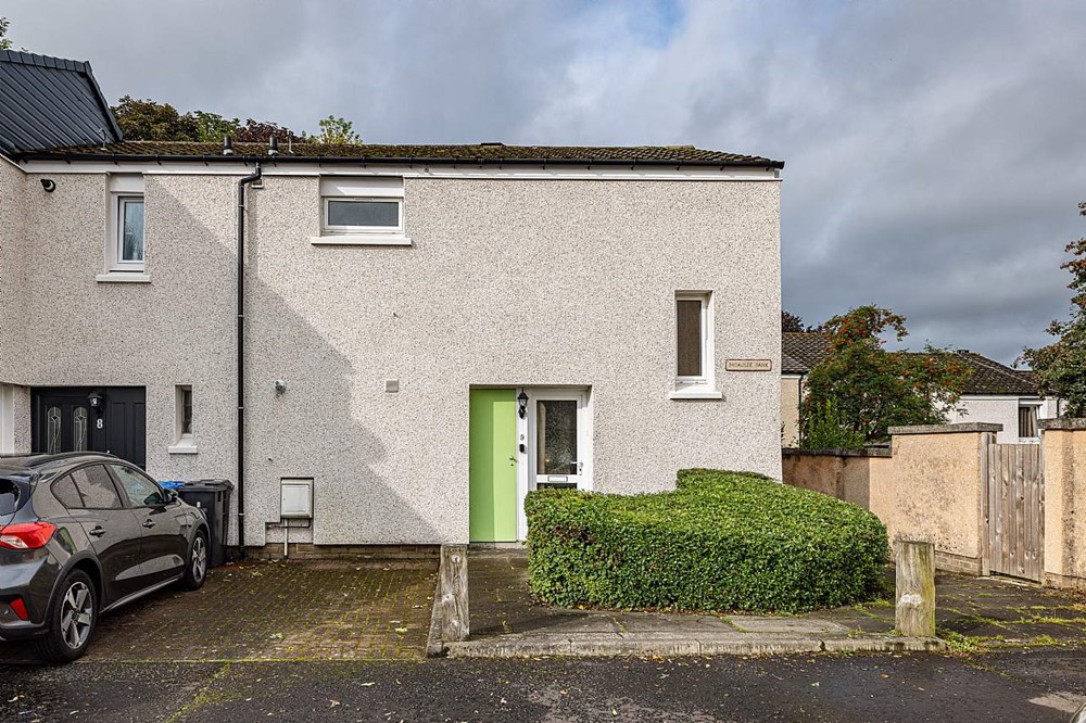 2 Bed Terraced Villa in Guide Price £150,000 9 Broadlee Bank