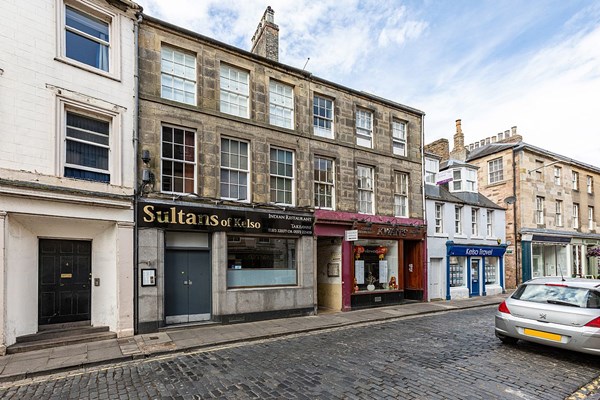 Flat 1 10 Roxburgh Street