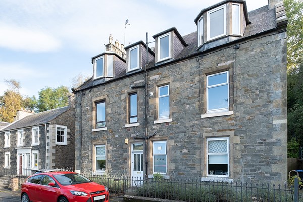 96 Ettrick Terrace
