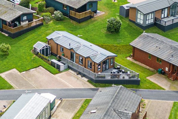 10 Riverview Holiday Park