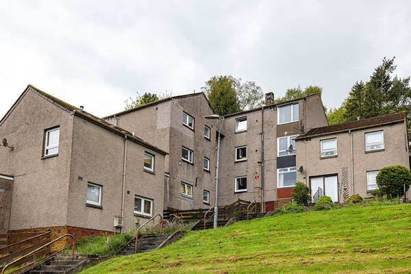 9f Anderson Place