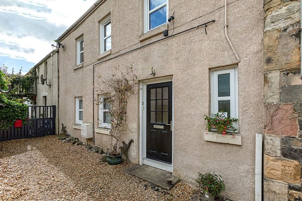 3 Humes Close