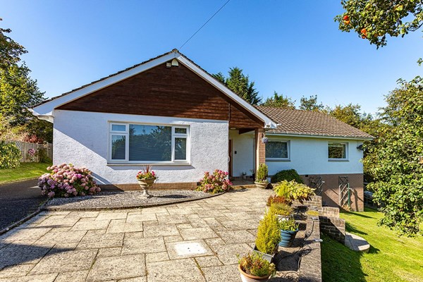 4 Parsonage Road