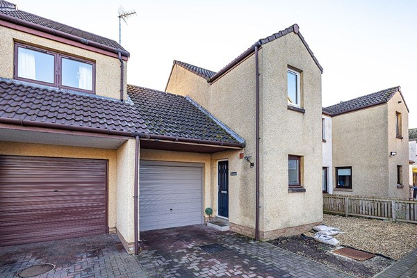 7 Ferniehill Court