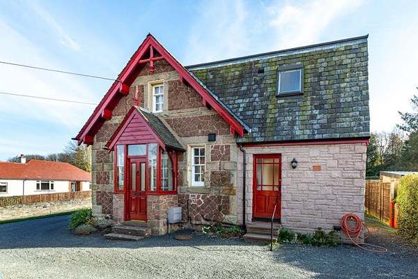 6 Maxwellheugh Terrace Station Road