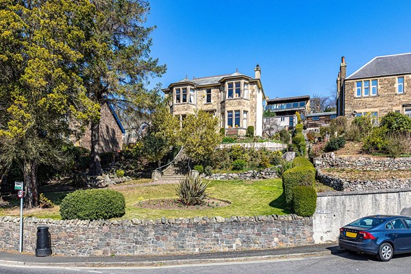 17 Melrose Road
