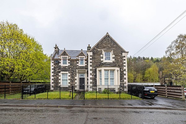 7 Mansfield Square