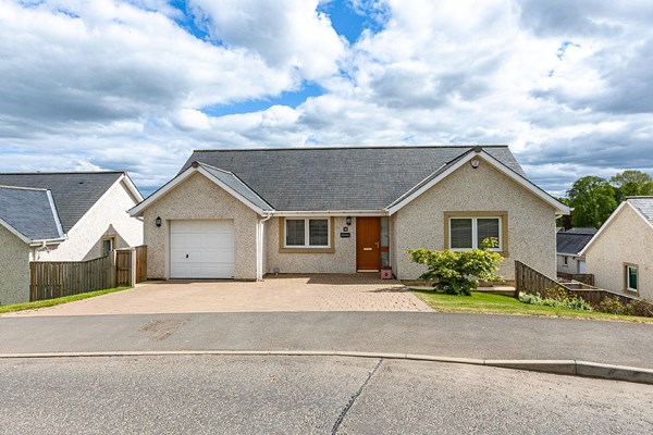 Holly Dales 16 Waldie Griffiths Drive