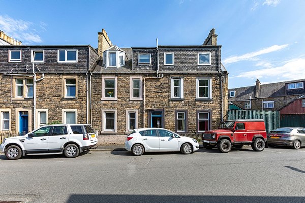 4/6 Mansfield Crescent