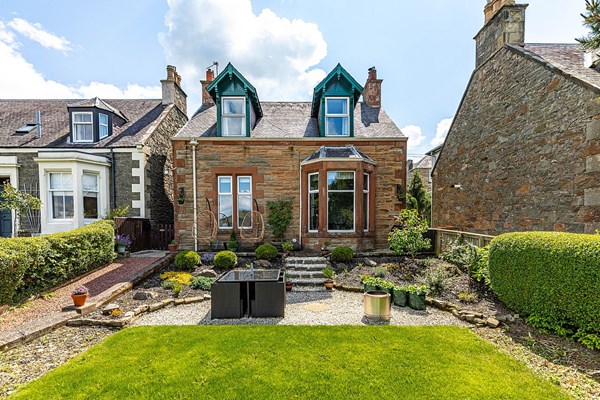 8 Hillside Terrace