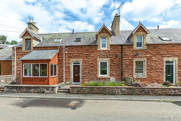 2 Rodgers Place Haughhead Road