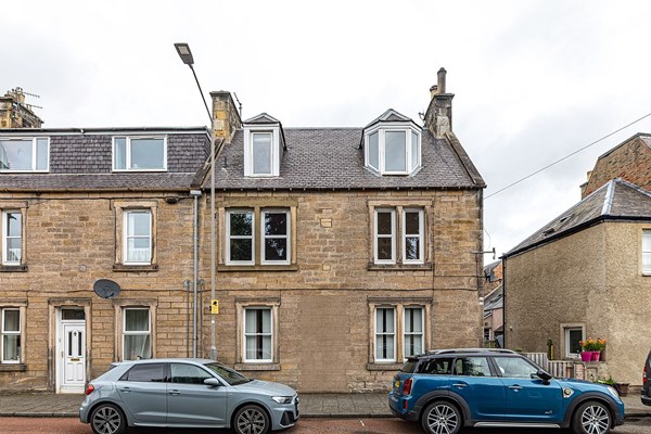 22 Scott Crescent
