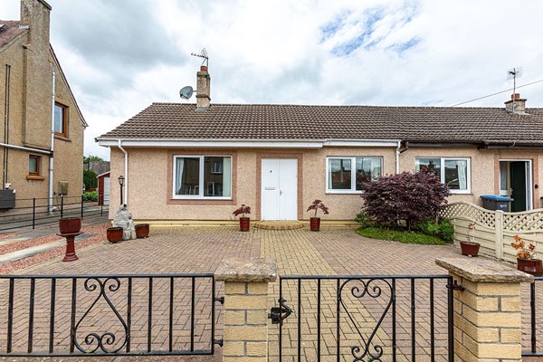 8 Manse Road