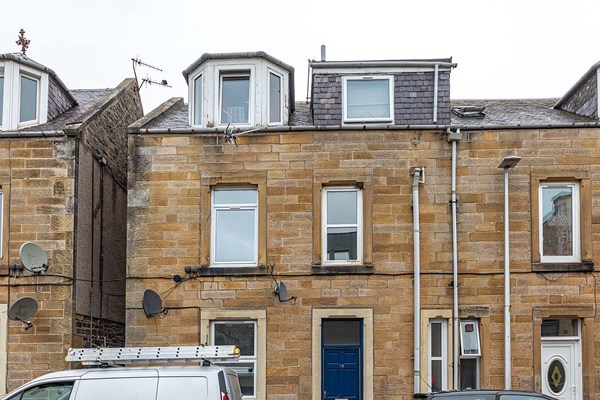 13 Lintburn Street