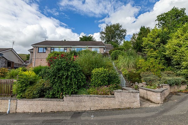 15 Ladhope Drive