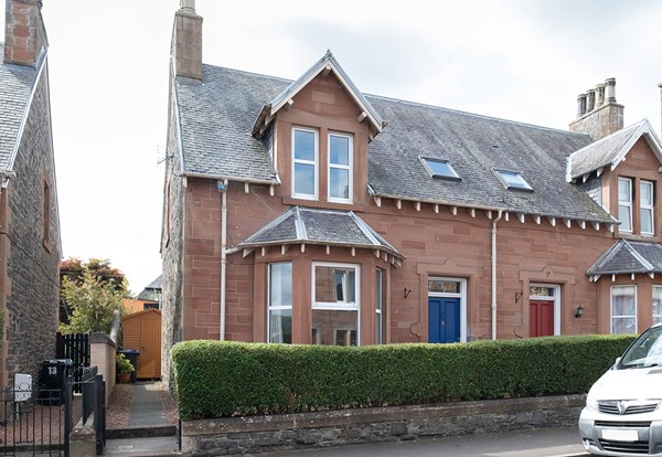 15 Meigle Street