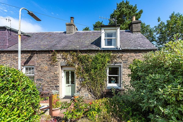 Mossend Cottage 10 Cotland Place