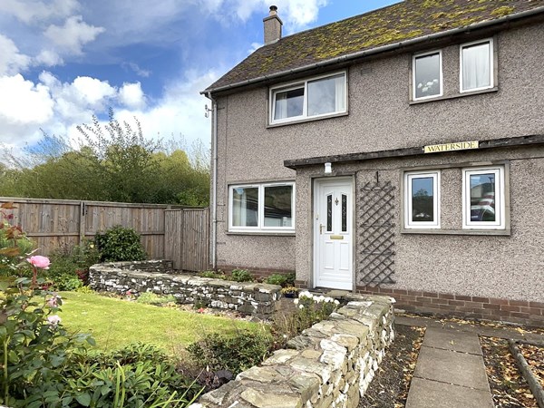 2 Waterside Priors Road