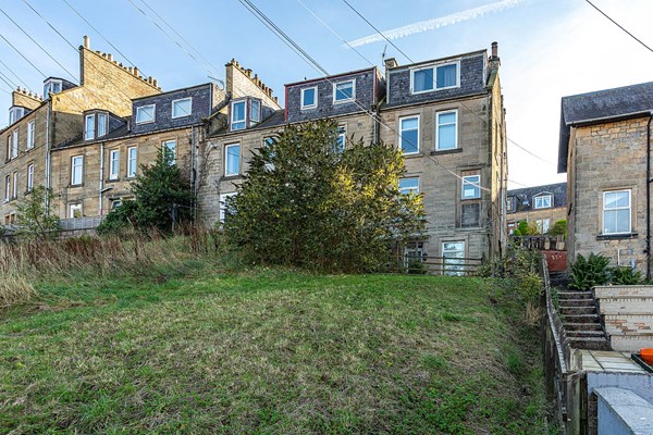 9c Minto Place