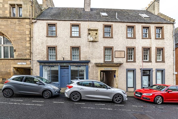 4 Prince Charles House Blackhills Close