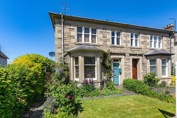 Boswell Villa 20 Inch Park