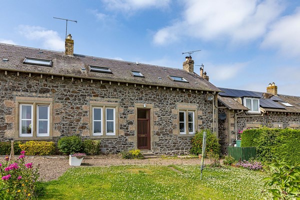 7 Baillieknowe Farm Cottages Stichill