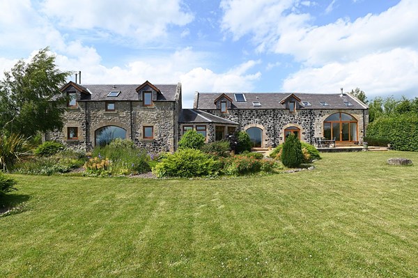 Clach Duin Hardacres Farm Near Eccles,