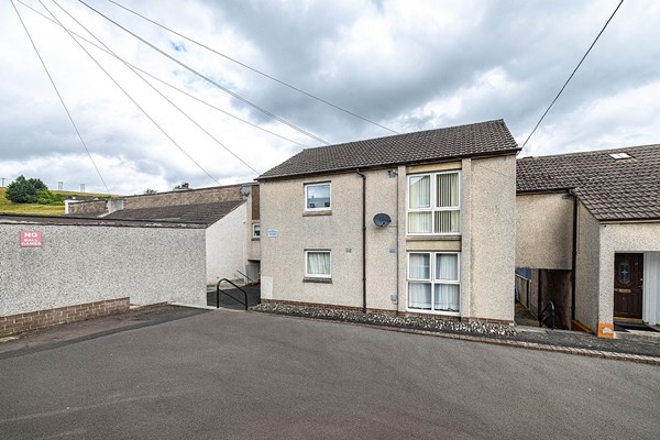 12C Bothwell Court