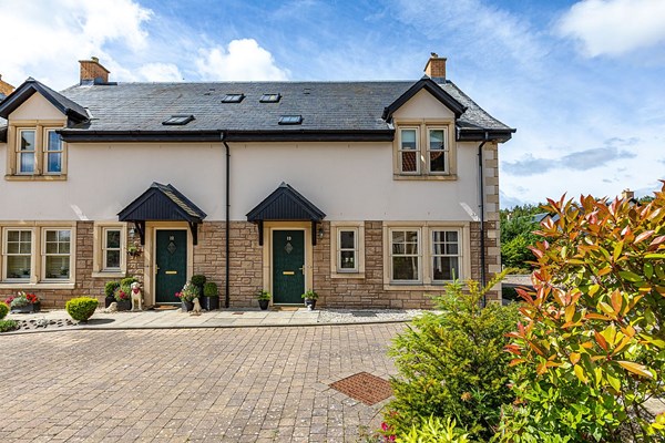 13 Cospatrick Court