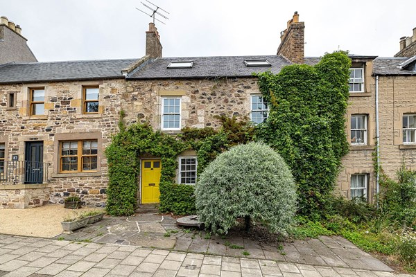 85 Castlegate